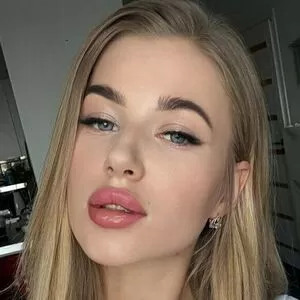marilyn-gold thumbnail #6127059