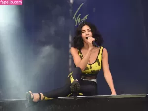 marina-diamandis thumbnail #296195