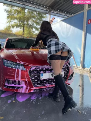 mary-inred thumbnail #2971967