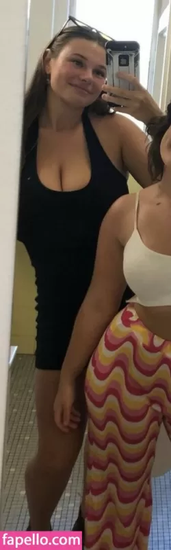 maxine thumbnail #3436544