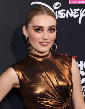 meg-donnelly thumbnail #1222171