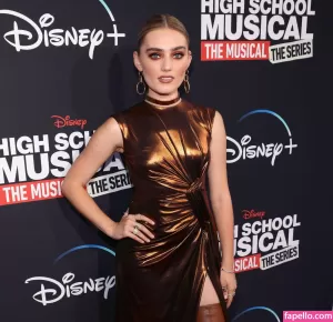 meg-donnelly thumbnail #1222162