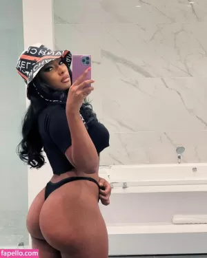 megan-thee-stallion thumbnail #38272
