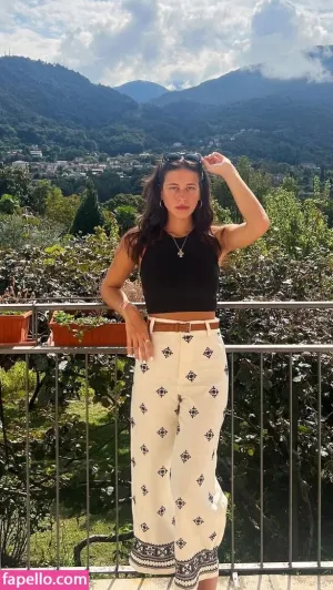melina-robotis thumbnail #6191165