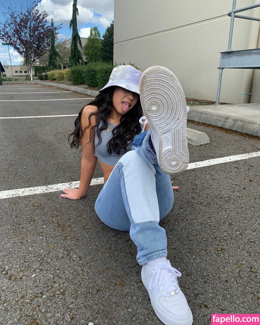 melissa-estrella – I Nudes – Celeb Nudes