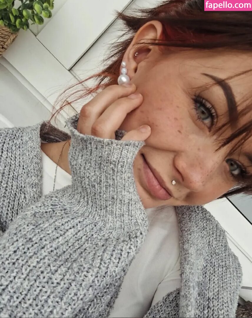 _melissa_gr / xfederleichtx / Melissa Groß-2