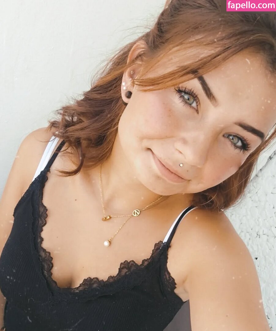 _melissa_gr / xfederleichtx / Melissa Groß-3