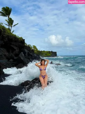 merve-yalcin thumbnail #6364412