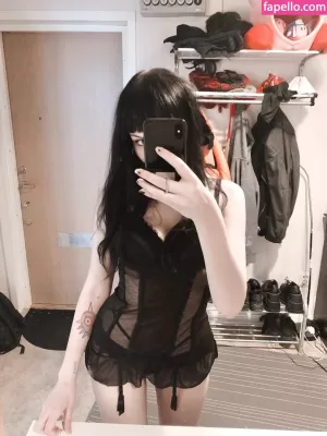 messy thumbnail #2071329