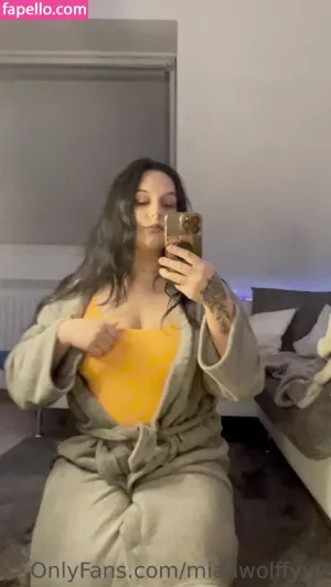 miaawolffyyy thumbnail #6082947