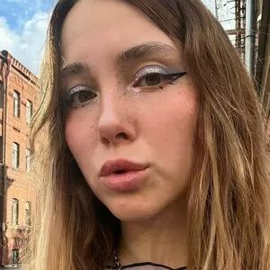 mialure thumbnail #6092692