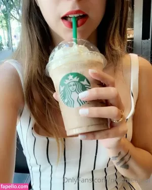 miaqueen-of thumbnail #3830121