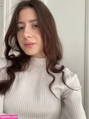 miareeed thumbnail #3786642