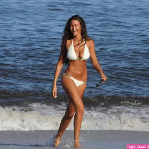 michelle-keegan thumbnail #925940