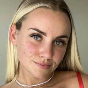 mikalah-burgess – I Nudes – Celeb Nudes