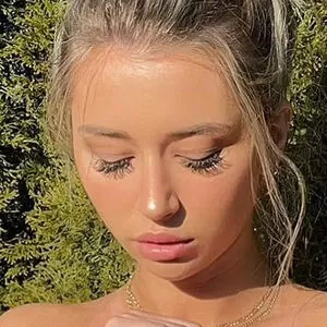 mikaylademaiter thumbnail #6041837