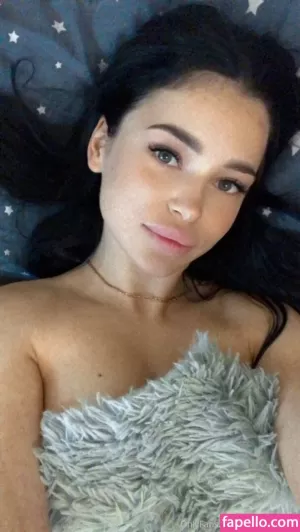 mila-moore thumbnail #2731064