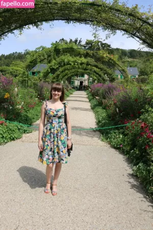 mimi-morgane thumbnail #2080319