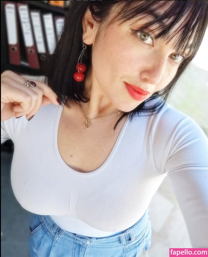 Mina Cutie-2