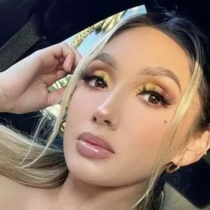 mirahbella thumbnail #3778995
