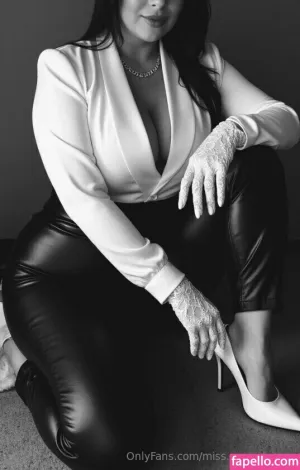 miss-anna-deluxe thumbnail #6365012