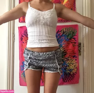 miss-manganese-asmr thumbnail #2088512