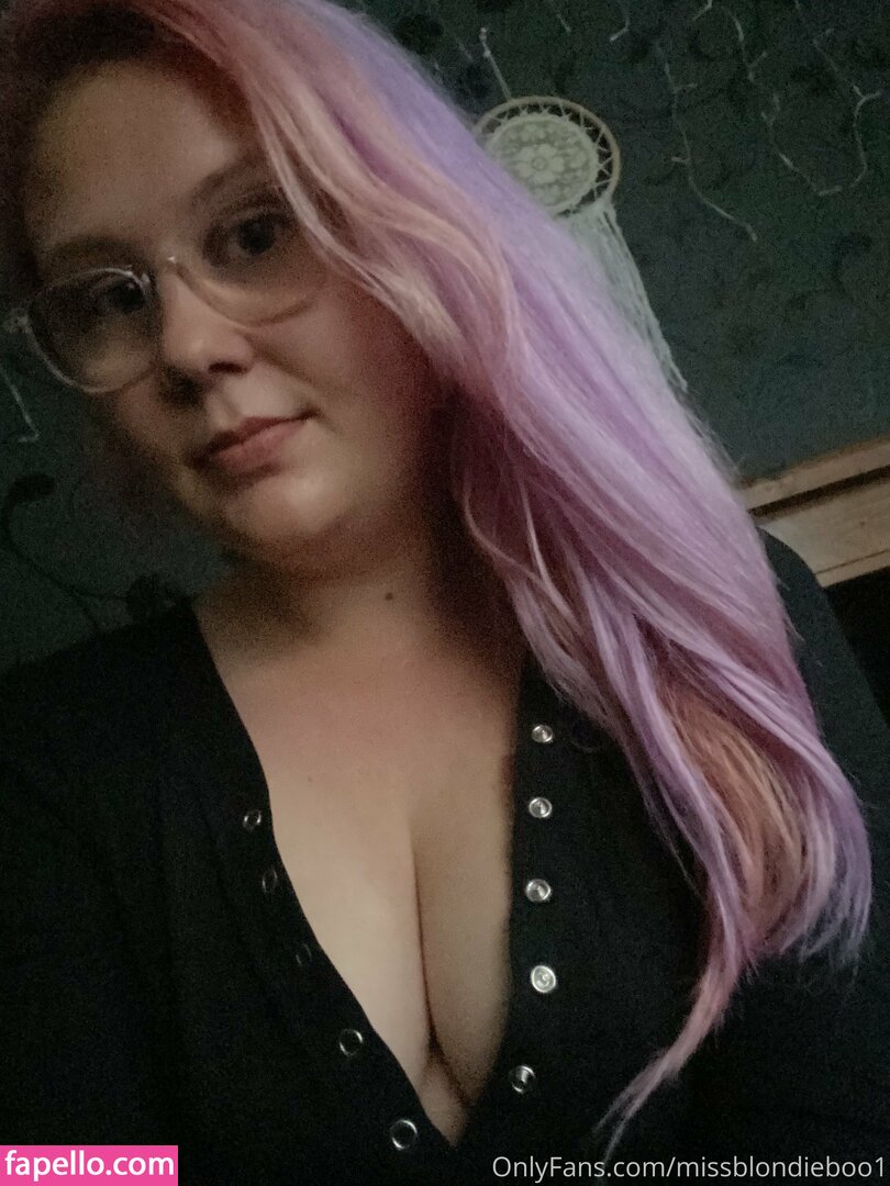 missblondieboo1-3