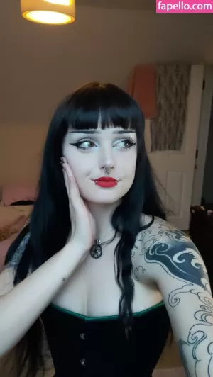 missdellavigne thumbnail #1562398