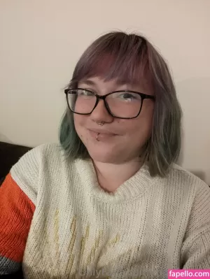 missfaukes thumbnail #3145691