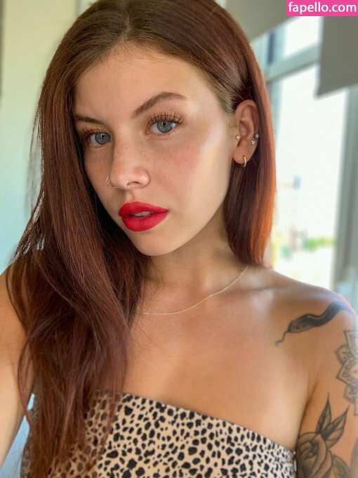 Mistress Nova-2