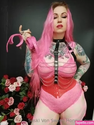mistress-suski thumbnail #3127393