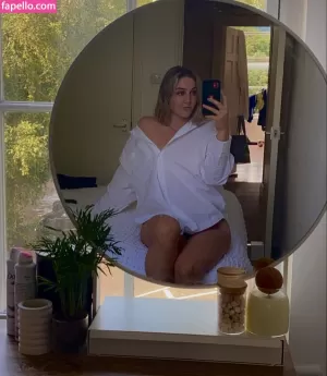 molly-caudery thumbnail #2096604