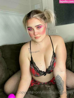 molly-grey thumbnail #6285064