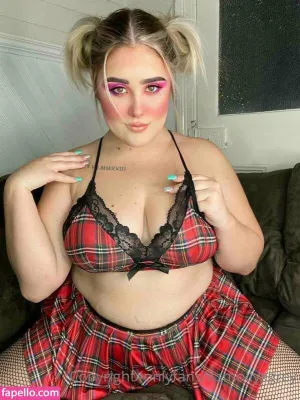 molly-grey thumbnail #6285056