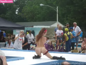 mollyjane1011 thumbnail #1428369