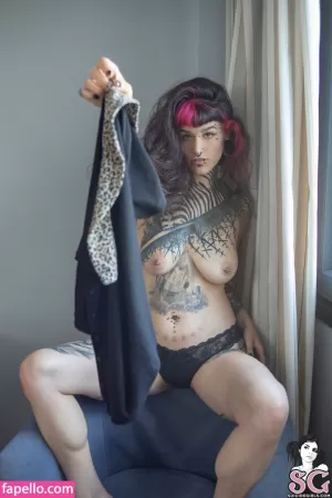 mollymoon thumbnail #3856442