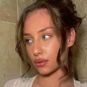 mollyyrichardsss thumbnail #3428419