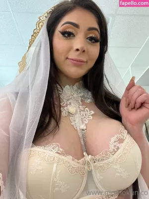 momokun thumbnail #807426