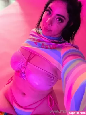momokun thumbnail #806438