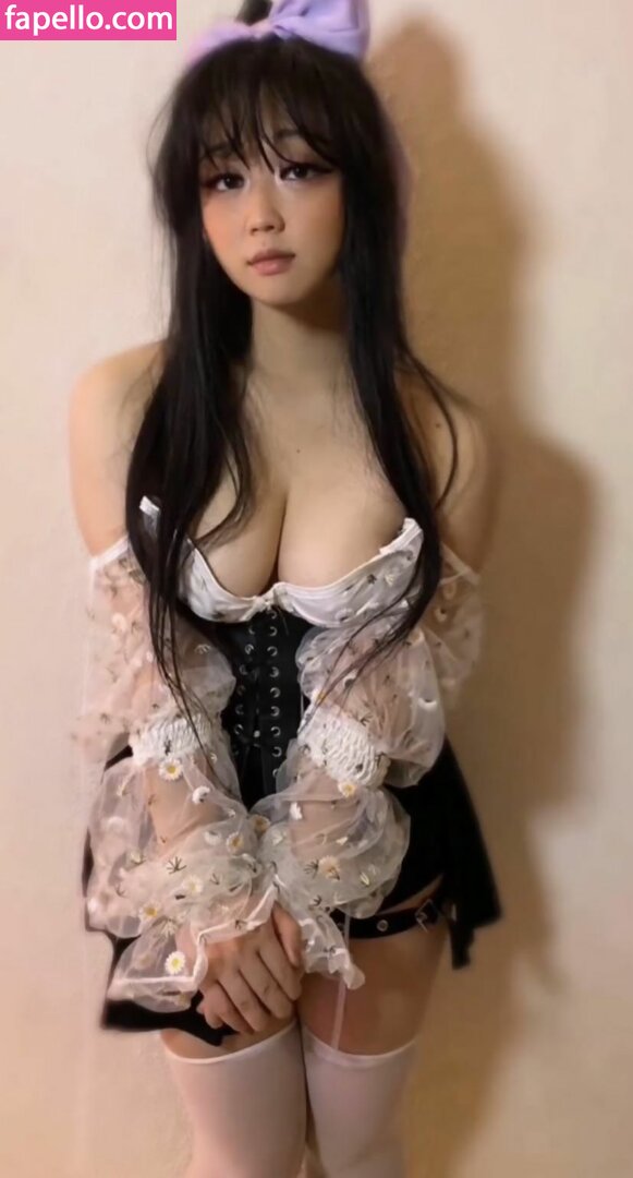 Mooncakeva-1