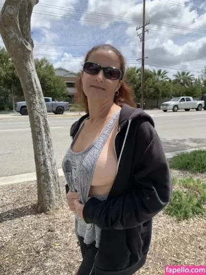 mrs-badass thumbnail #3984130