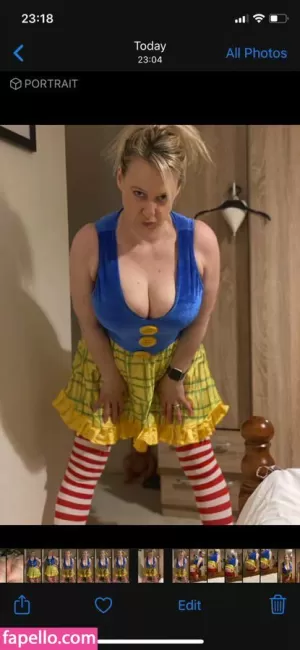 mrs-hotwife thumbnail #3134487