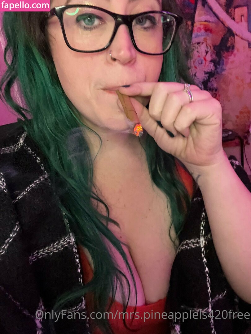 mrs.pineapplels420free-2