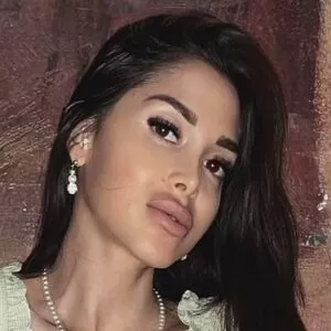 myriam-d-anna thumbnail #3810453