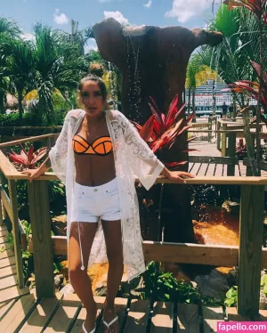 nadia-amine thumbnail #2713349