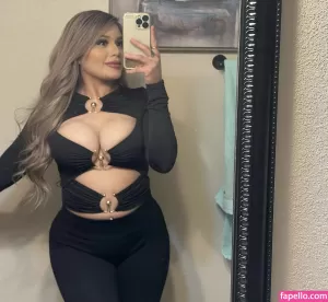 nadjavee thumbnail #5531793