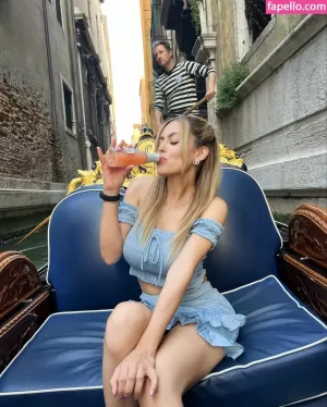 nadyasonika thumbnail #151899
