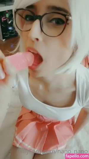 nano-nano thumbnail #996122