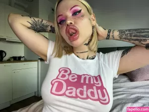 nasty-bimbo thumbnail #2116490