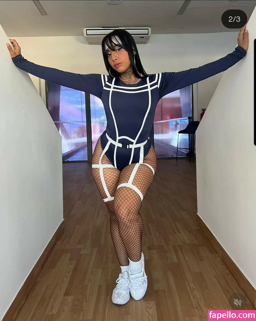 Natashabooty-1